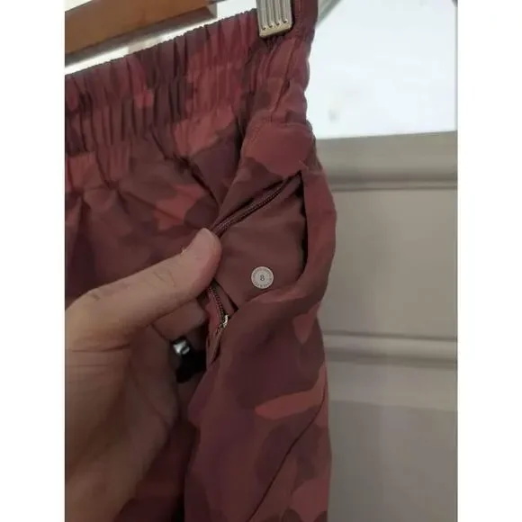 Lululemon Track That Shorts Size 8 - Picture 3 of 4